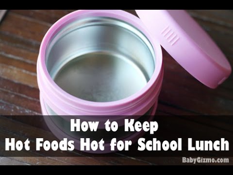 How to Keep a Hot Lunch Brought From Home Hot